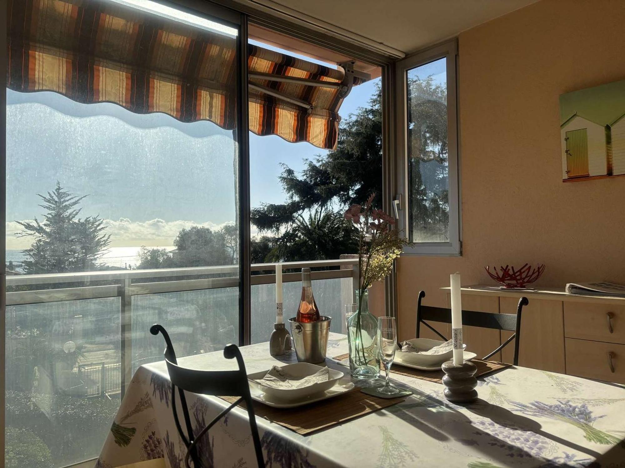 Studio Agreable Avec Loggia, Garage Et Plage A Proximite - 2 Couchages, Golfe-Juan - Fr-1-252-62 Екстер'єр фото